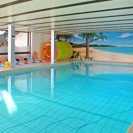 Vakantiehuis Sleeps 10 Wifi *